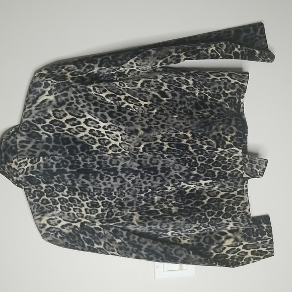 Equestrian Designs womens leopard print double breasted short blazer - Picture 6 of 9